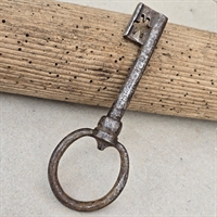 jernnoegle-antik-stor-gammel-noegle